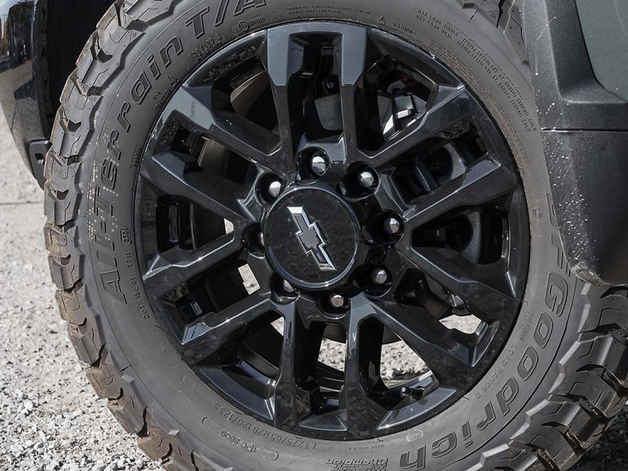 2026 Chevrolet Silverado 2500 HD 4WD Crew Cab Standard Box LT Photo