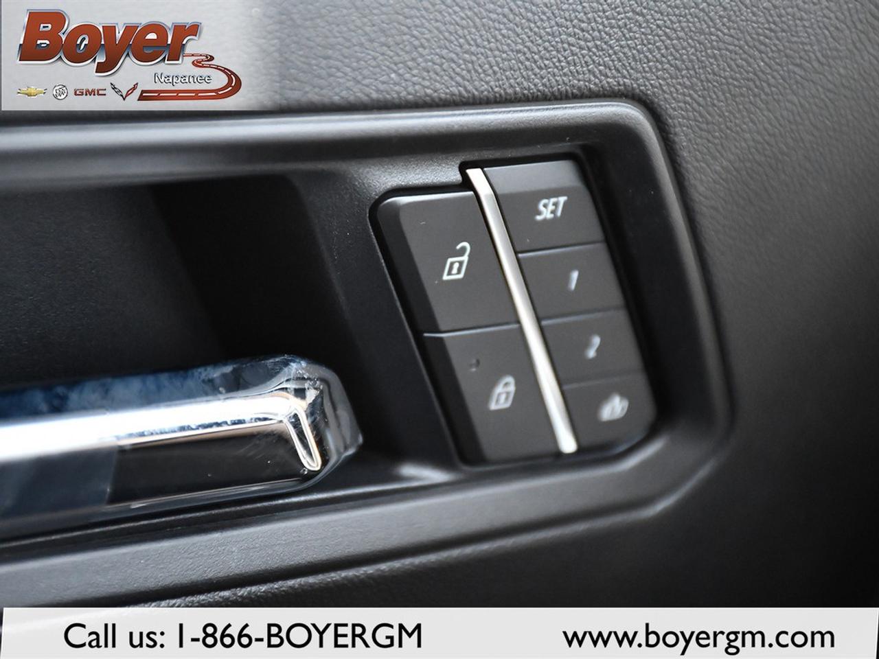 2026 GMC Canyon Crew Cab Short Box 4-Wheel Drive Denali Photo2