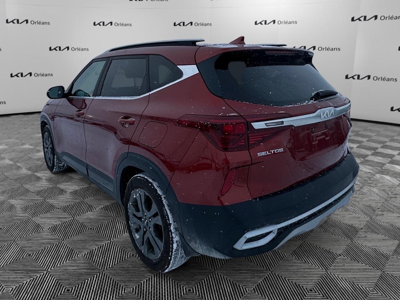 2023 Kia Seltos EX FWD Photo