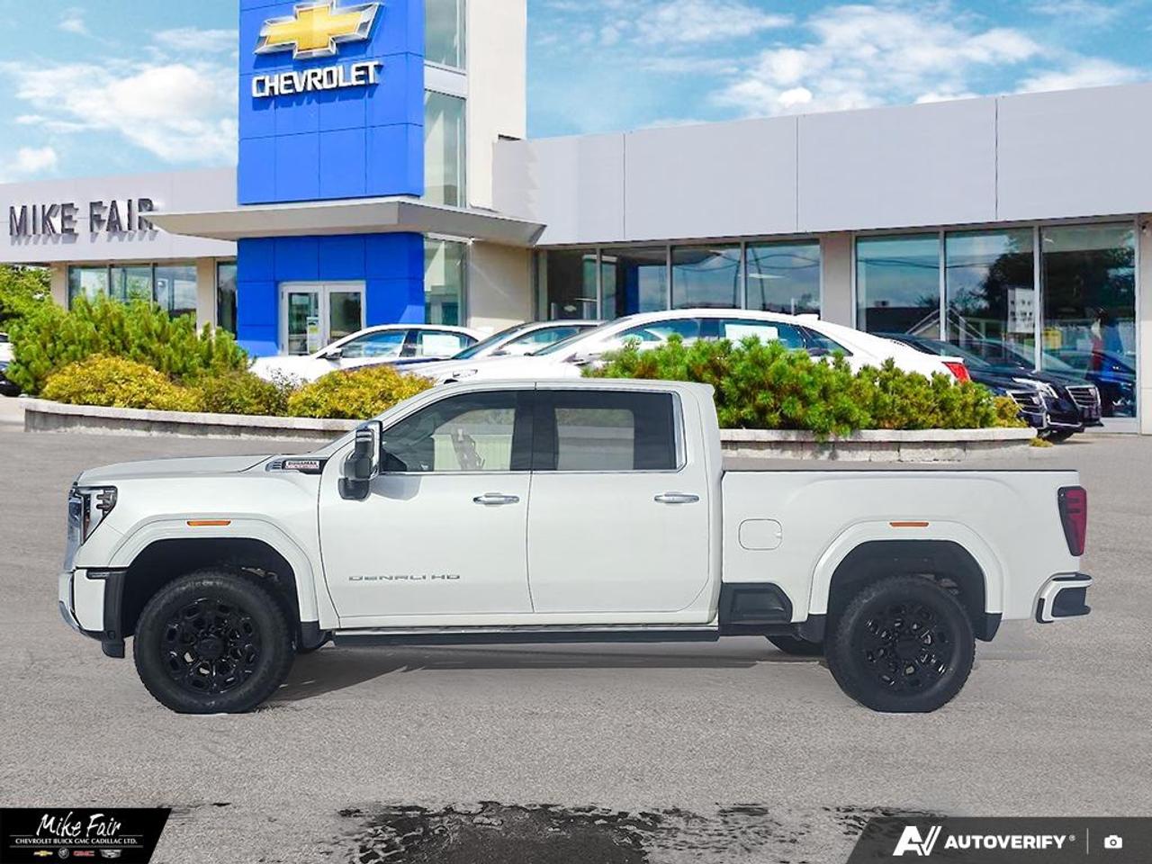 2025 GMC Sierra 2500 HD Denali Trailer Side Blind Zone Alert, Driver Safety Alert Seat, HD Surround Vision Photo2