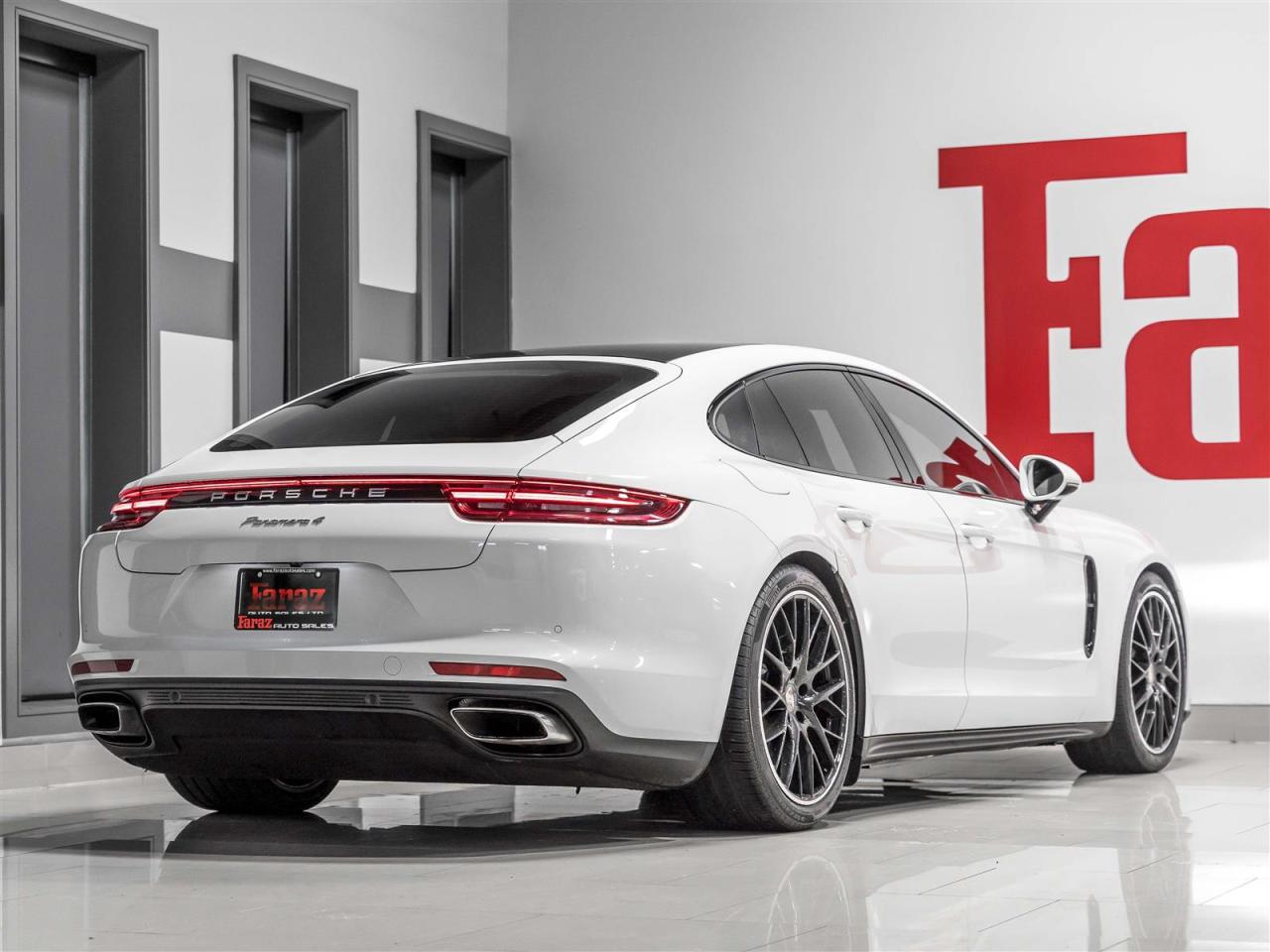 2017 Porsche Panamera 4|PREMIUM PLUS|SPORT CHRONO|MASSAGE|BOSE|ADAPT CRUISE Photo