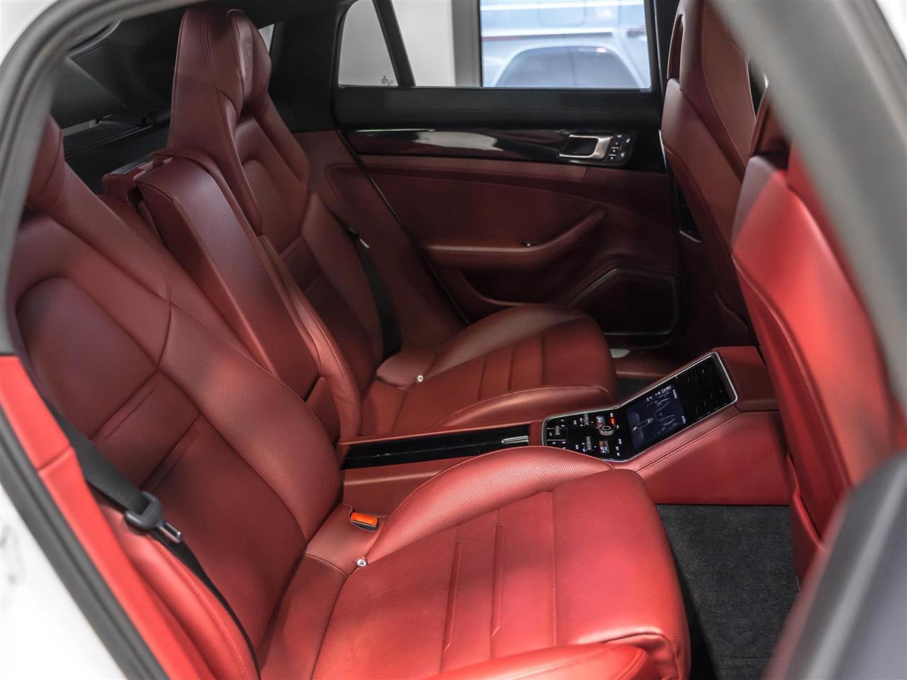 2017 Porsche Panamera 4|PREMIUM PLUS|SPORT CHRONO|MASSAGE|BOSE|ADAPT CRUISE Photo