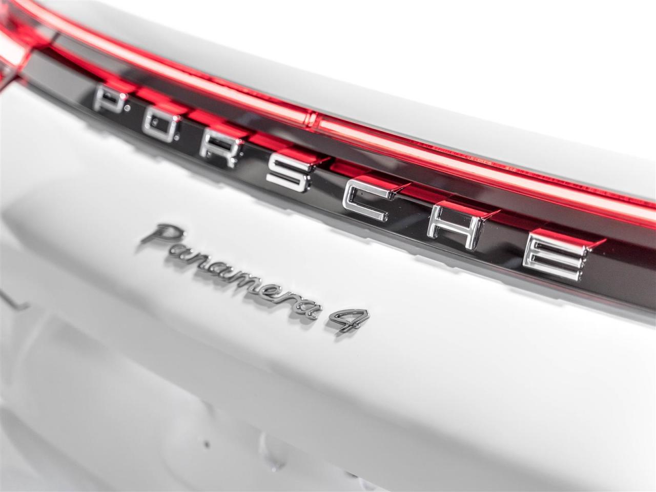 2017 Porsche Panamera 4|PREMIUM PLUS|SPORT CHRONO|MASSAGE|BOSE|ADAPT CRUISE Photo