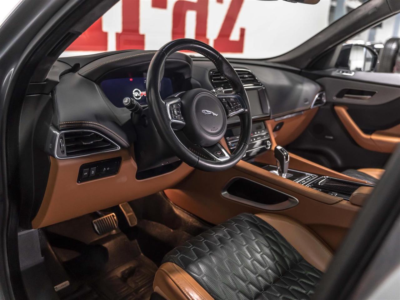 2020 Jaguar F-PACE $398 BI WEEKLY $5000 DOWN |SVR|V8|ADAPT CRZ|360CAM|HEADS-UP|PARK ASSIST|MERIDIAN|LOADED Photo4