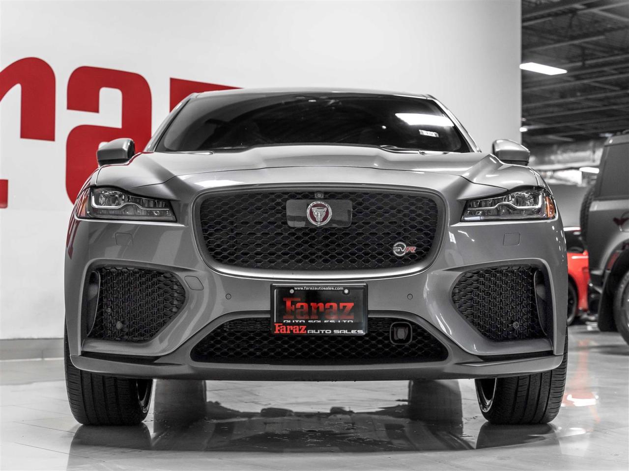 2020 Jaguar F-PACE $398 BI WEEKLY $5000 DOWN |SVR|V8|ADAPT CRZ|360CAM|HEADS-UP|PARK ASSIST|MERIDIAN|LOADED Photo