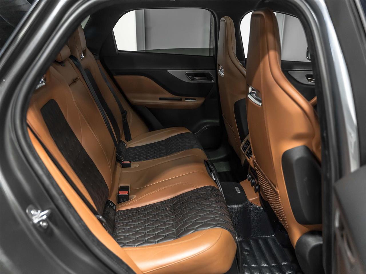 2020 Jaguar F-PACE $398 BI WEEKLY $5000 DOWN |SVR|V8|ADAPT CRZ|360CAM|HEADS-UP|PARK ASSIST|MERIDIAN|LOADED Photo