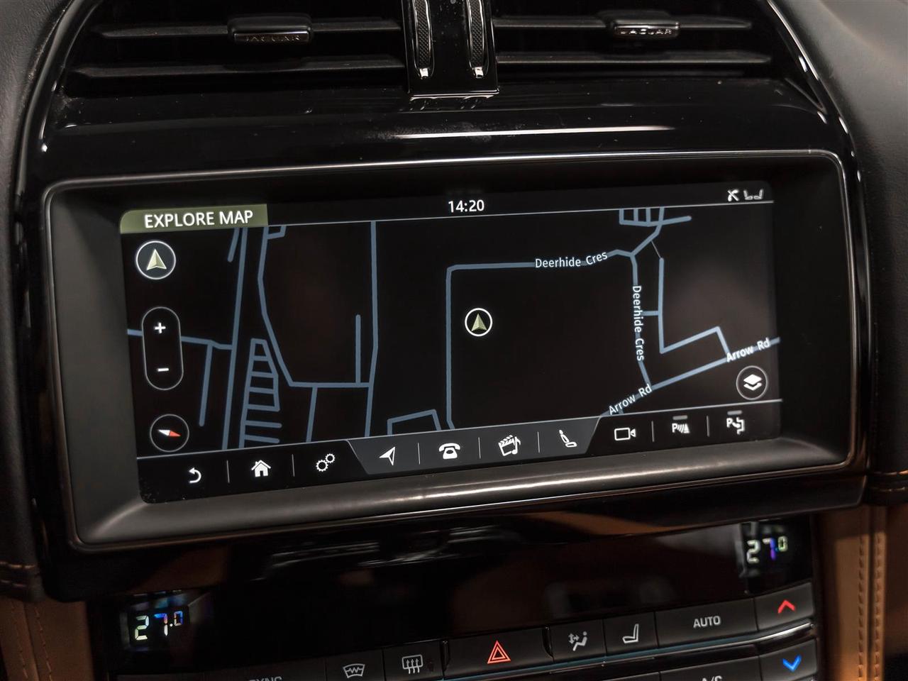 2020 Jaguar F-PACE $398 BI WEEKLY $5000 DOWN |SVR|V8|ADAPT CRZ|360CAM|HEADS-UP|PARK ASSIST|MERIDIAN|LOADED Photo