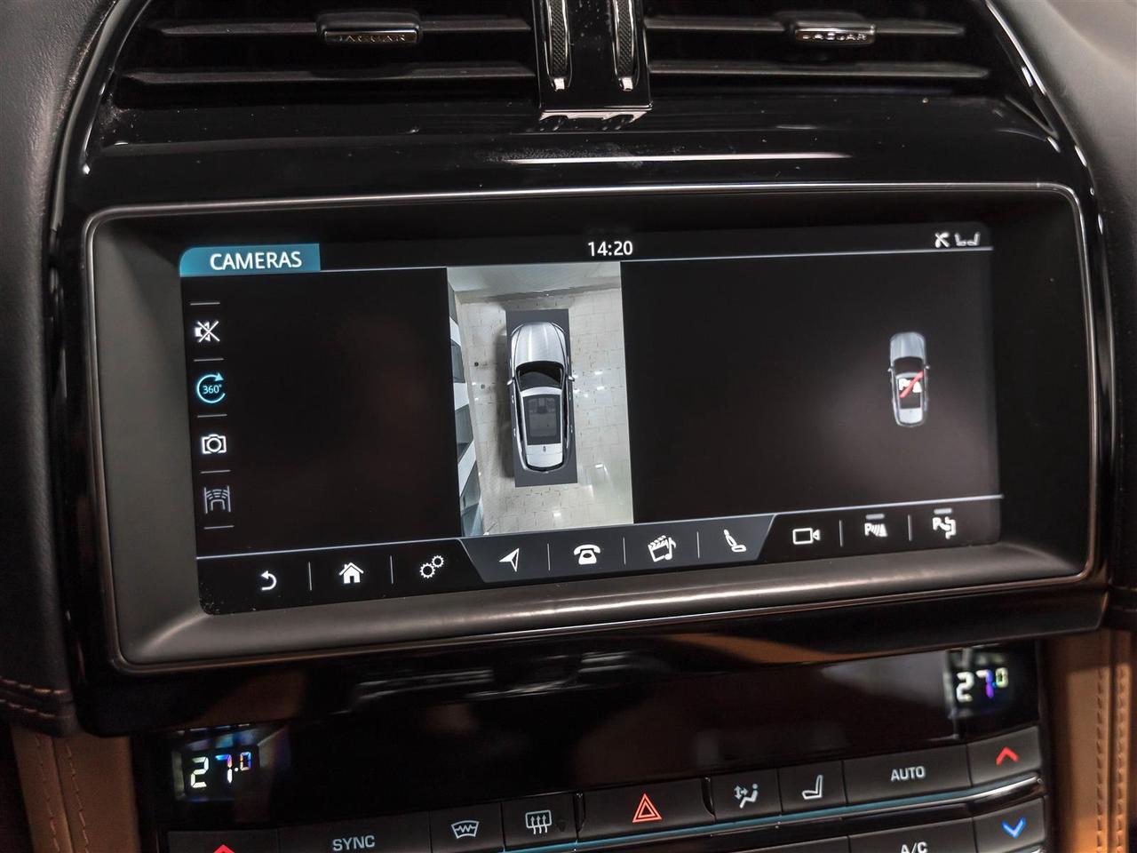 2020 Jaguar F-PACE $398 BI WEEKLY $5000 DOWN |SVR|V8|ADAPT CRZ|360CAM|HEADS-UP|PARK ASSIST|MERIDIAN|LOADED Photo