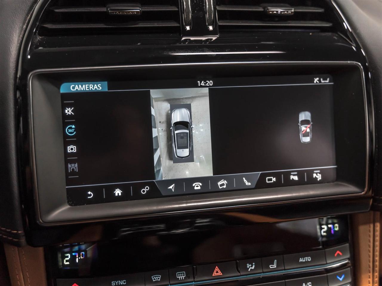 2020 Jaguar F-PACE $398 BI WEEKLY $5000 DOWN |SVR|V8|ADAPT CRZ|360CAM|HEADS-UP|PARK ASSIST|MERIDIAN|LOADED Photo