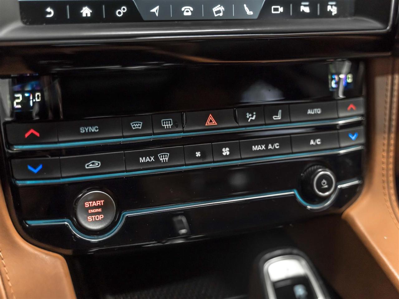 2020 Jaguar F-PACE $398 BI WEEKLY $5000 DOWN |SVR|V8|ADAPT CRZ|360CAM|HEADS-UP|PARK ASSIST|MERIDIAN|LOADED Photo