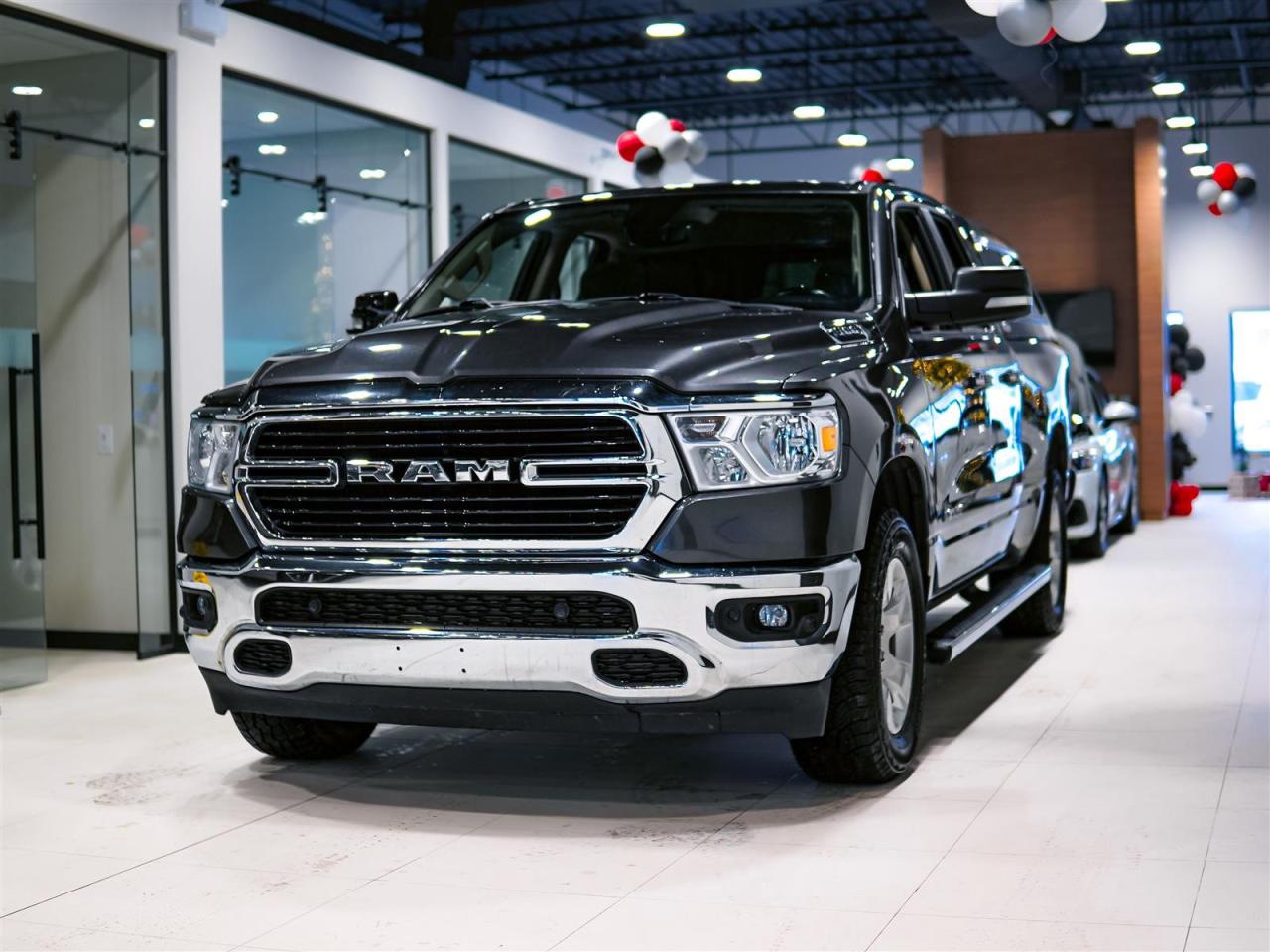 2019 RAM 1500 BIG HORN 4X4 QUAD CAB | LEVEL 2 | RUNNING BOARDS Photo