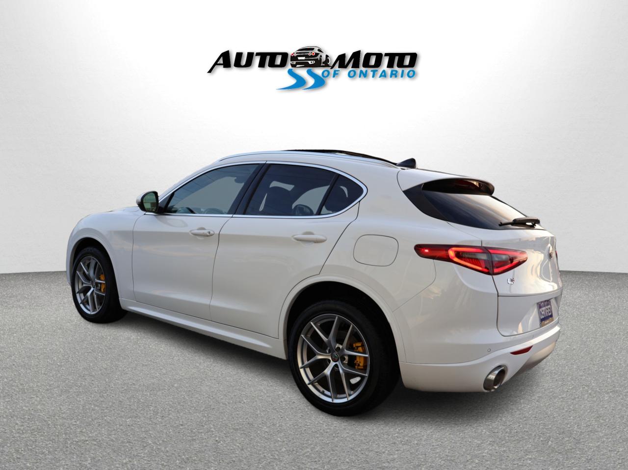 2021 Alfa Romeo Stelvio TI SPORT AWD CERTIFIED *1 OWNER*ACCIDENT FREE* CAMERA NAV BLUETOOTH LEATHER 4 HEATED PANO ROOF CRUISE ALLOYS - Photo #4