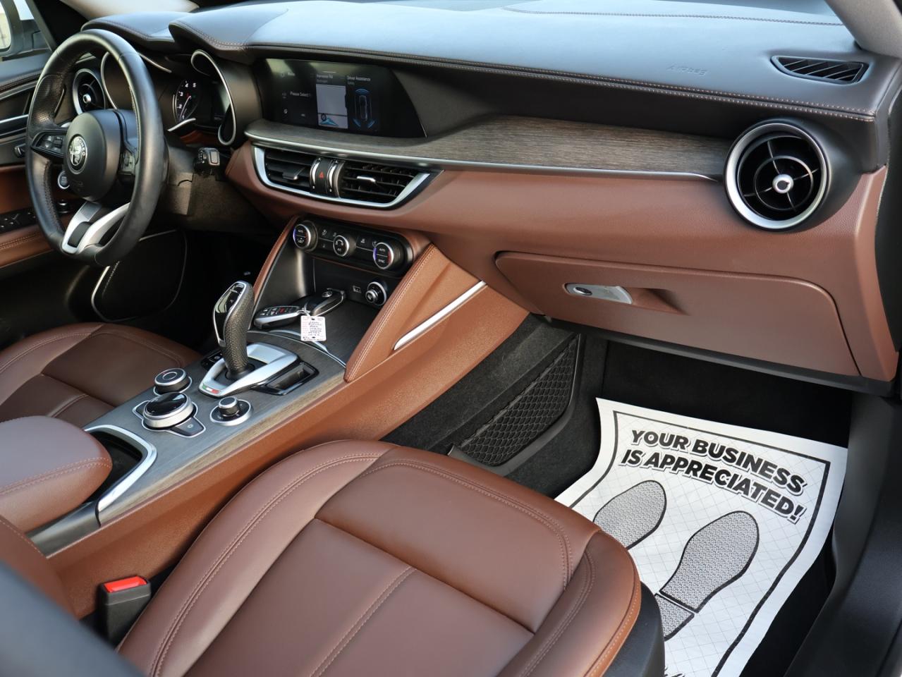 2021 Alfa Romeo Stelvio TI SPORT AWD CERTIFIED *1 OWNER*ACCIDENT FREE* CAMERA NAV BLUETOOTH LEATHER 4 HEATED PANO ROOF CRUISE ALLOYS - Photo #12