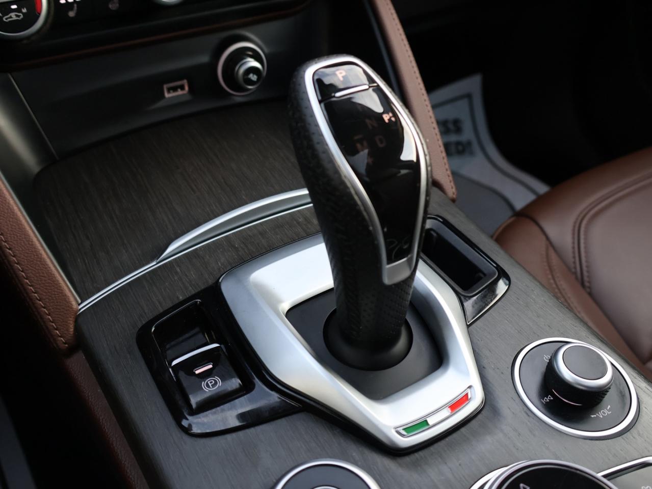 2021 Alfa Romeo Stelvio TI SPORT AWD CERTIFIED *1 OWNER*ACCIDENT FREE* CAMERA NAV BLUETOOTH LEATHER 4 HEATED PANO ROOF CRUISE ALLOYS - Photo #20