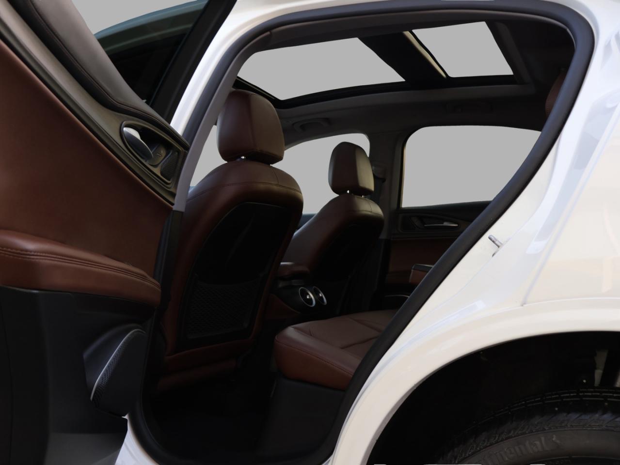 2021 Alfa Romeo Stelvio TI SPORT AWD CERTIFIED *1 OWNER*ACCIDENT FREE* CAMERA NAV BLUETOOTH LEATHER 4 HEATED PANO ROOF CRUISE ALLOYS - Photo #27