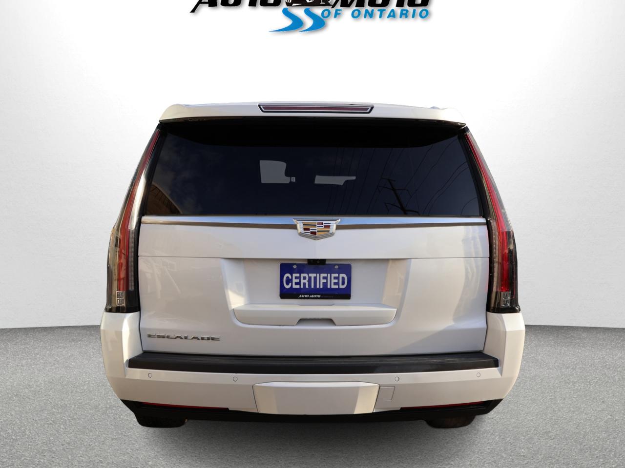 2018 Cadillac Escalade V8 PREMIUM LUXURY 4WD CERTIFIED *7 SEATS*SERVICE RECORDS* 360 CAMERA NAV DVD BLUETOOTH LEATHER COOL/HEAT 4 SEATS/STEERING SUNROOF CRUISE ALLOYS - Photo #5