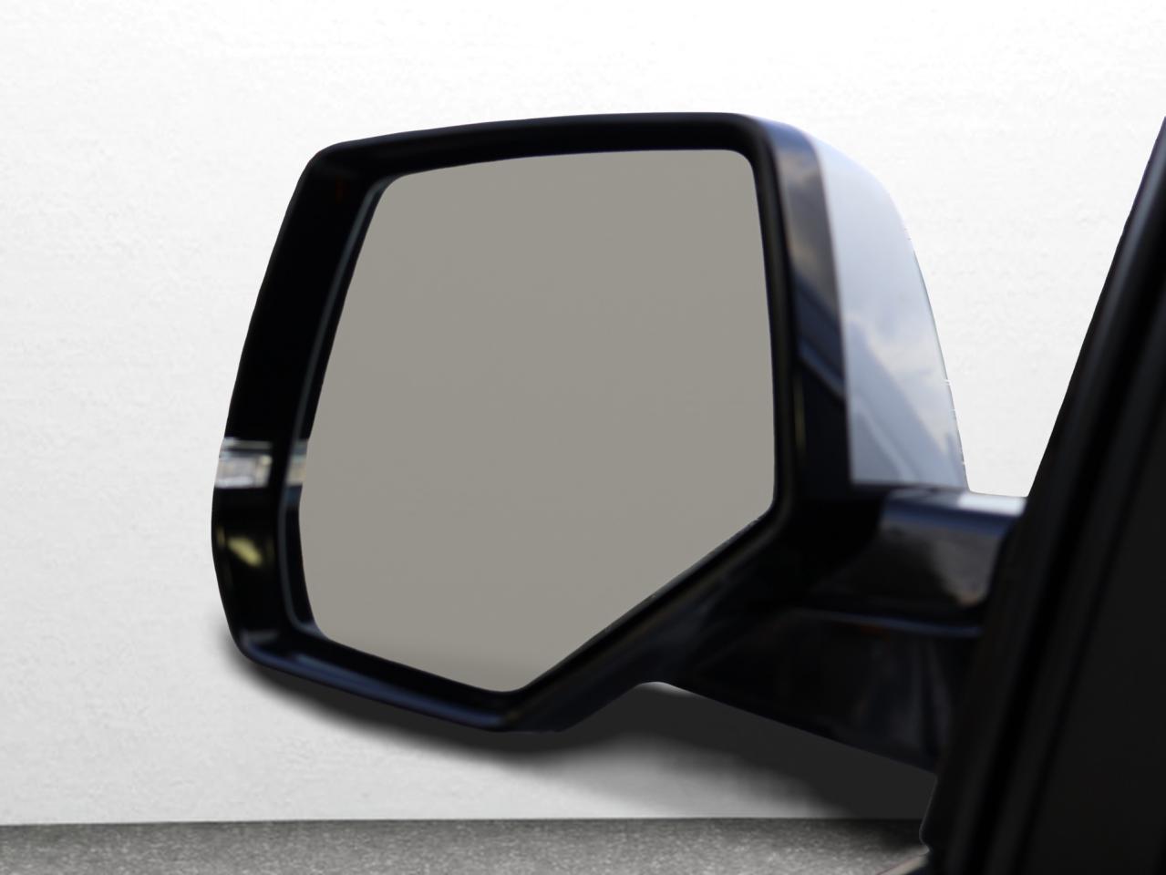 2018 Cadillac Escalade V8 PREMIUM LUXURY 4WD CERTIFIED *7 SEATS*SERVICE RECORDS* 360 CAMERA NAV DVD BLUETOOTH LEATHER COOL/HEAT 4 SEATS/STEERING SUNROOF CRUISE ALLOYS Photo