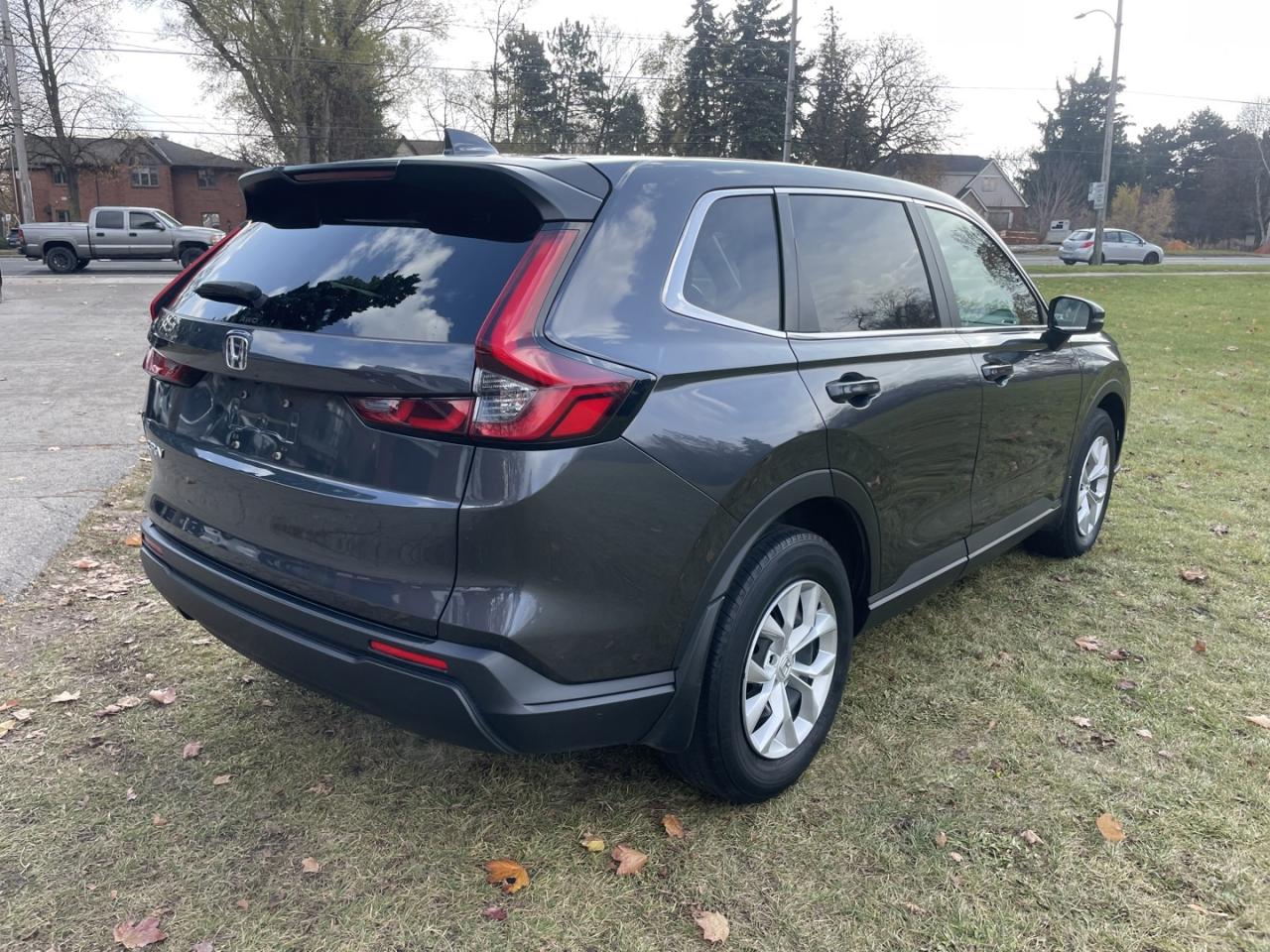 2023 Honda CR-V LX-B AWD * One Owner Photo4