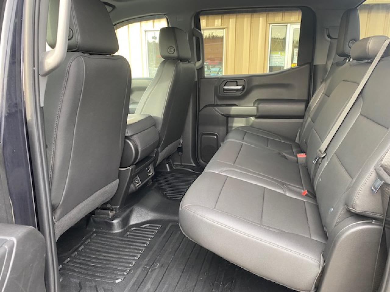 2022 Chevrolet Silverado 1500 4WD Crew Cab 157" Work Truck - Photo #9