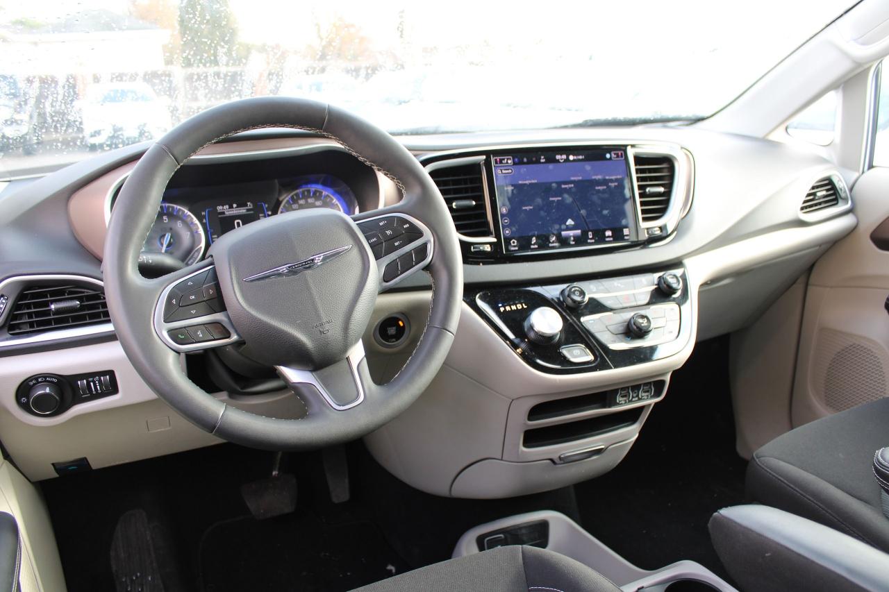 2024 Chrysler Grand Caravan SXT 2WD - Photo #8