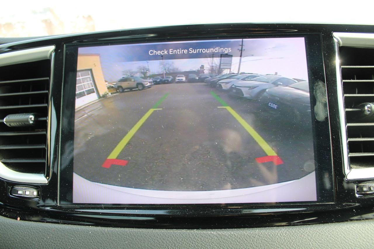 2024 Chrysler Grand Caravan SXT 2WD Photo