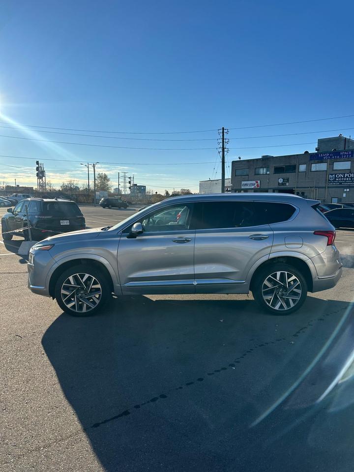 2022 Hyundai Santa Fe Ultimate Calligraphy Photo