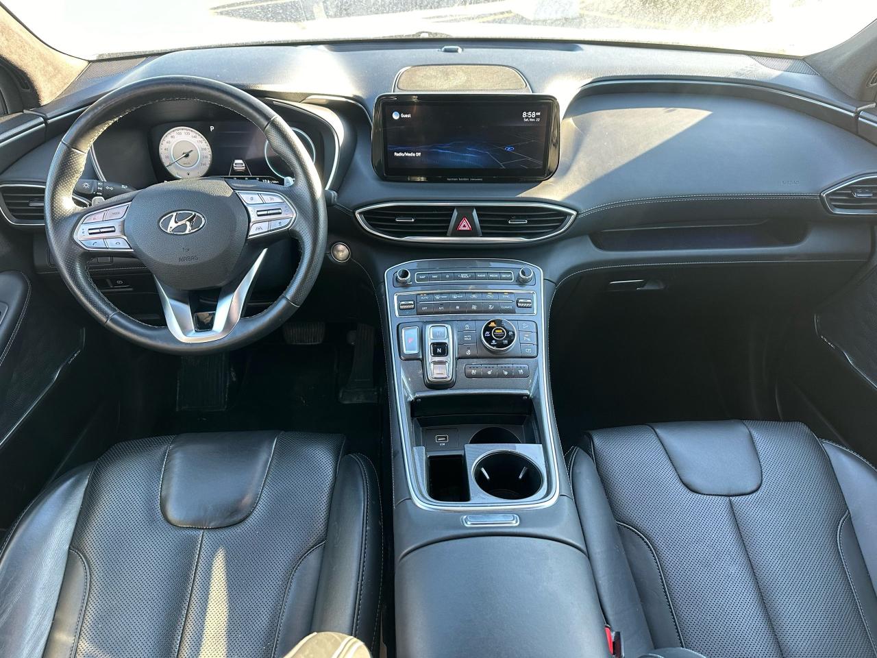 2022 Hyundai Santa Fe Ultimate Calligraphy Photo