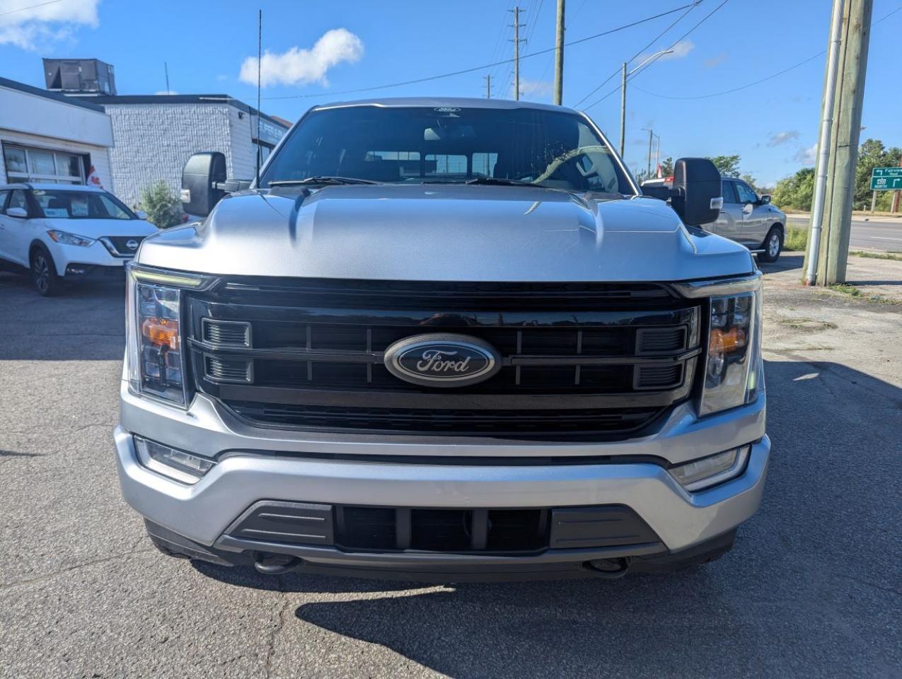 2022 Ford F-150 XLT WITH LEATHER/NAVIGATION!! Photo2