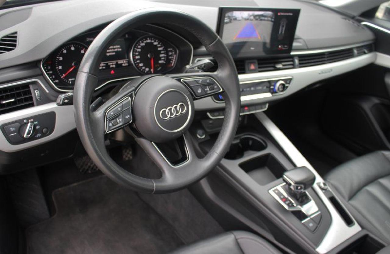 2023 Audi A4 Komfort*Low Ks*AWD*Heated Leather*Sun Roof*CarPlay Photo