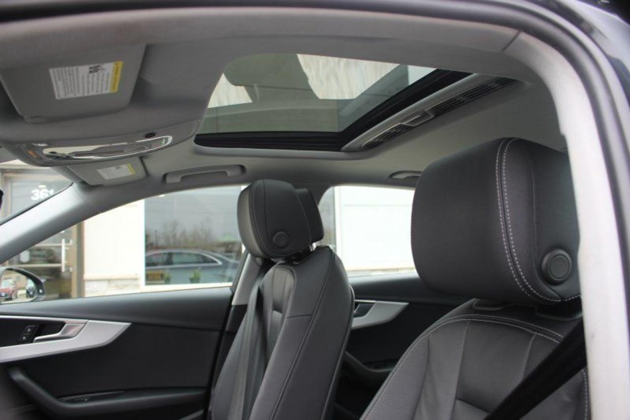 2023 Audi A4 Komfort*Low Ks*AWD*Heated Leather*Sun Roof*CarPlay - Photo #11