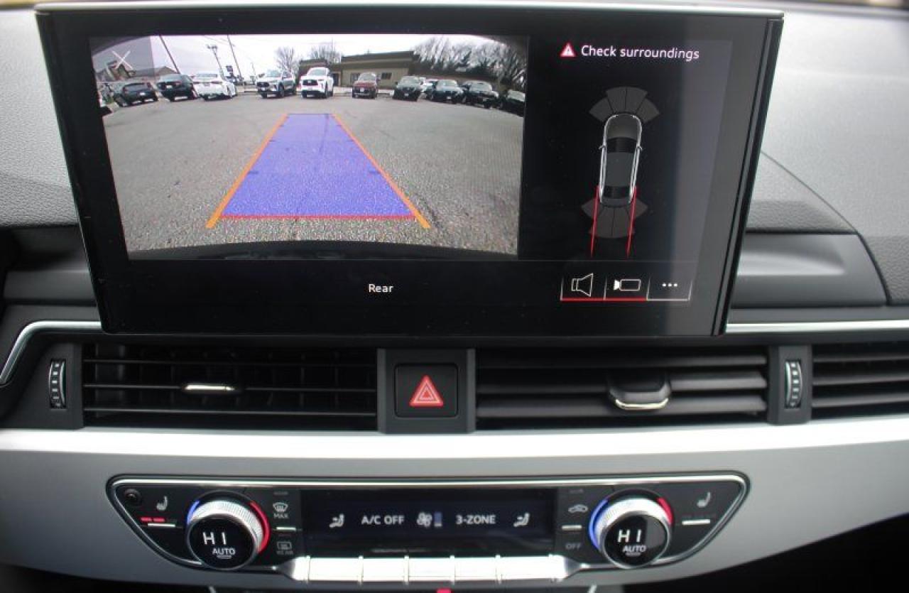 2023 Audi A4 Komfort*Low Ks*AWD*Heated Leather*Sun Roof*CarPlay Photo
