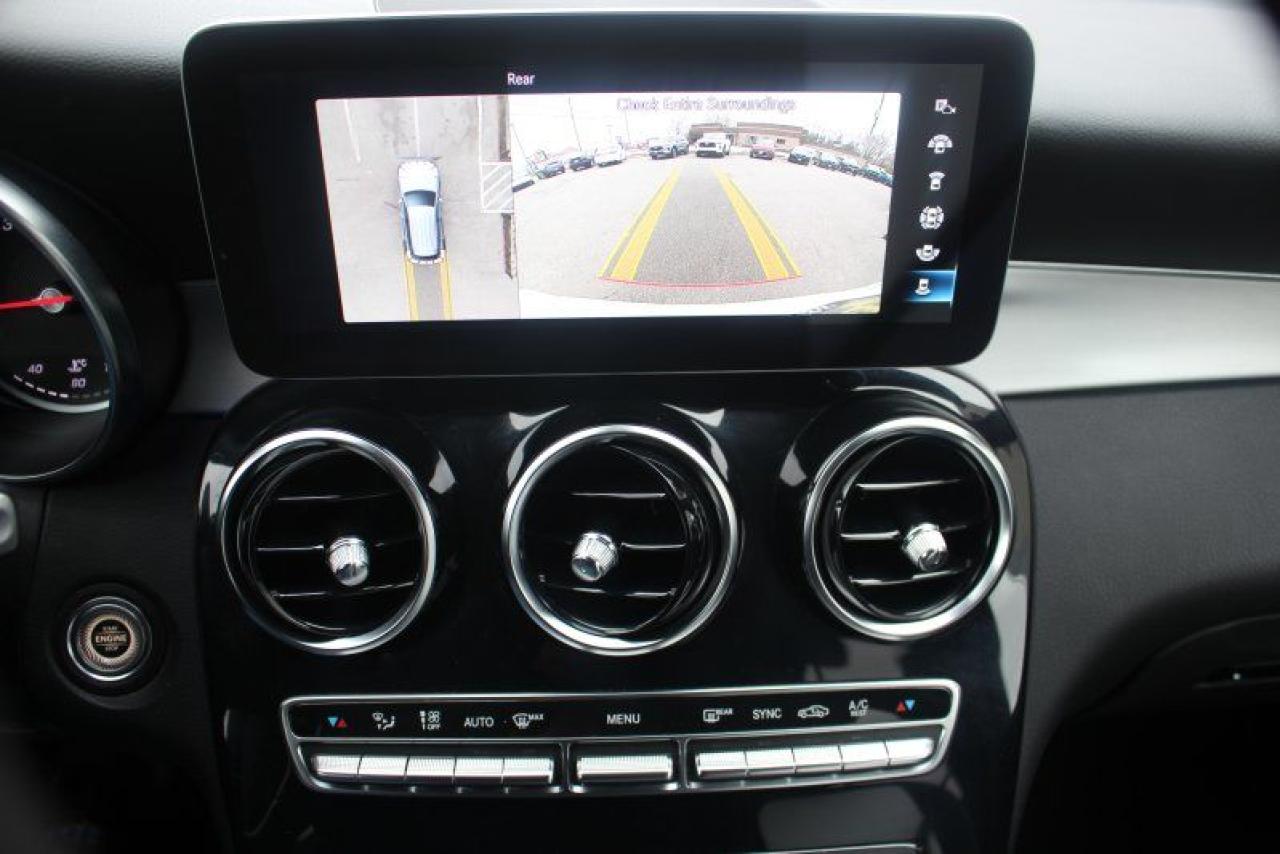 2022 Mercedes-Benz GLC-Class GLC 300*Low Ks*AWD*Heated Leather*Moon Roof*BT - Photo #24