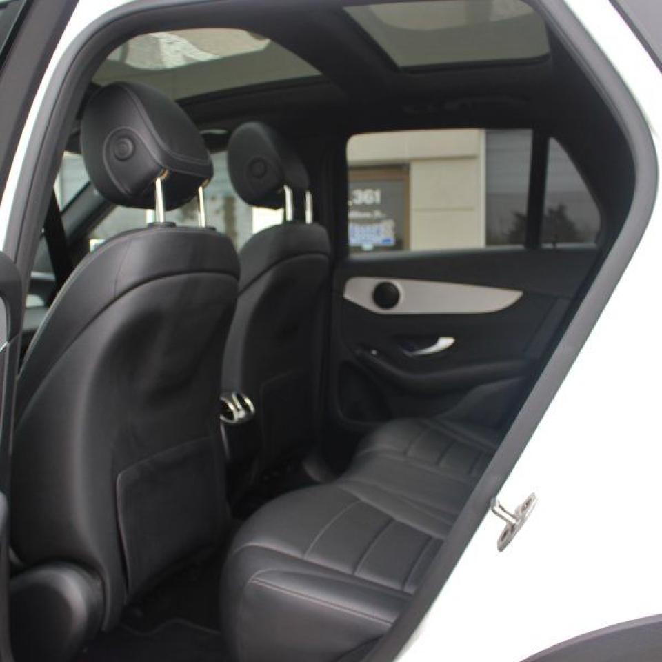 2022 Mercedes-Benz GLC-Class GLC 300*Low Ks*AWD*Heated Leather*Moon Roof*BT - Photo #29