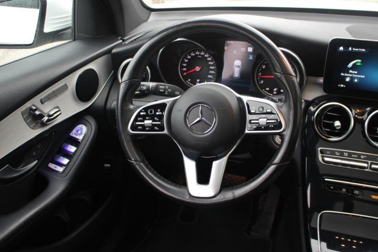 2022 Mercedes-Benz GLC-Class GLC 300*Low Ks*AWD*Heated Leather*Moon Roof*BT - Photo #19