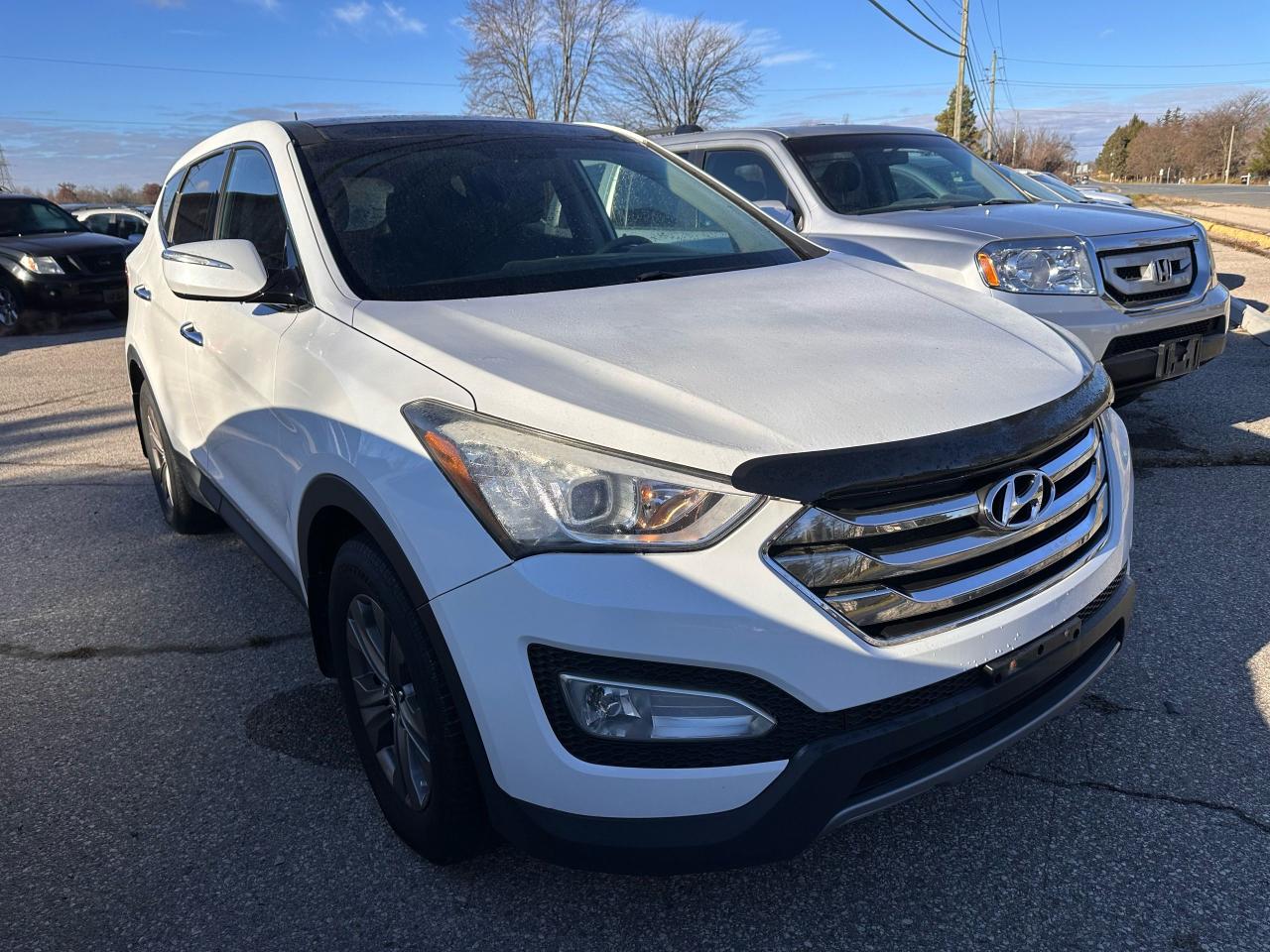 2014 Hyundai Santa Fe Sport Luxury Photo3