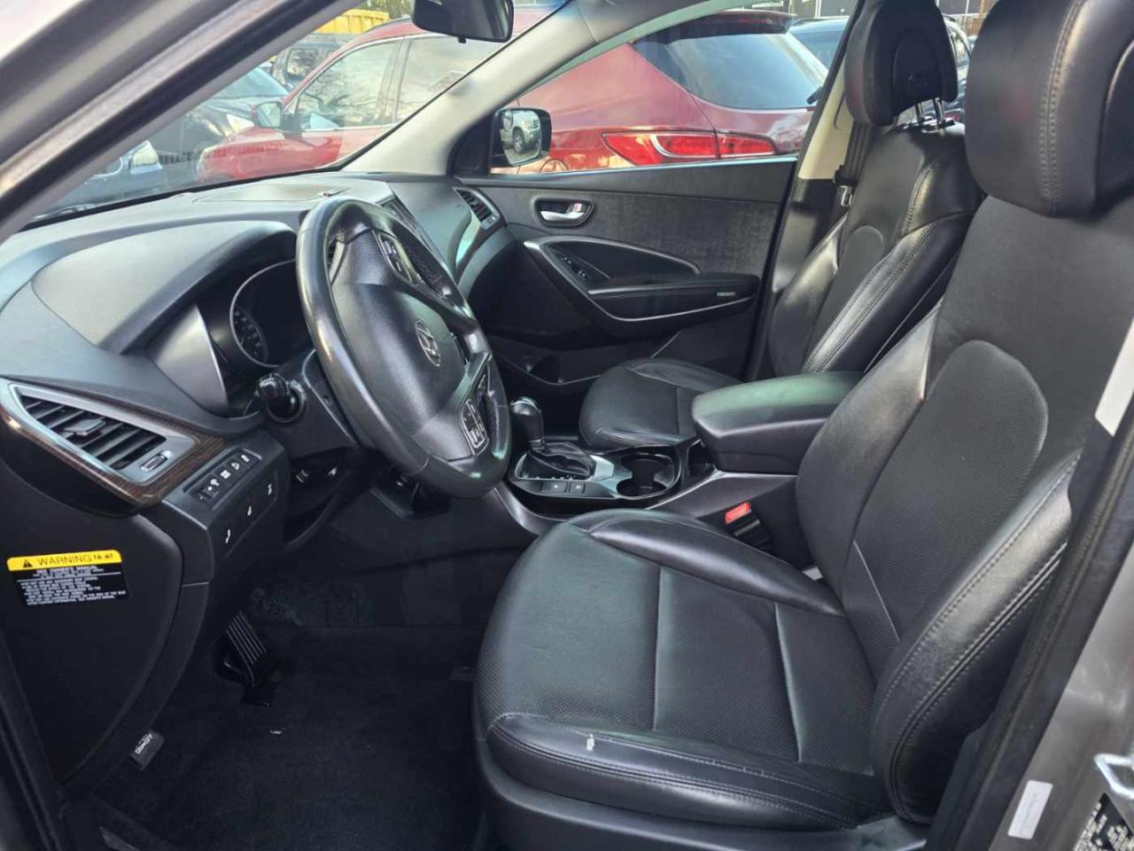 2017 Hyundai Santa Fe Sport SE-LEATHER-SUNROOF-BACK CAM-HEATED SEATS & MORE! - Photo #10