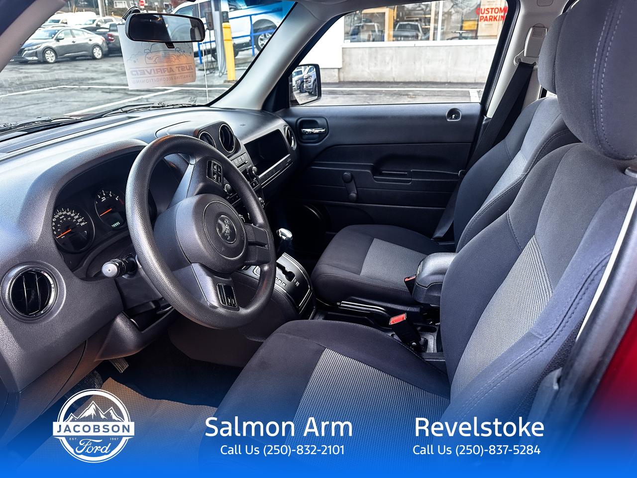 2011 Jeep Patriot SPORT Photo5