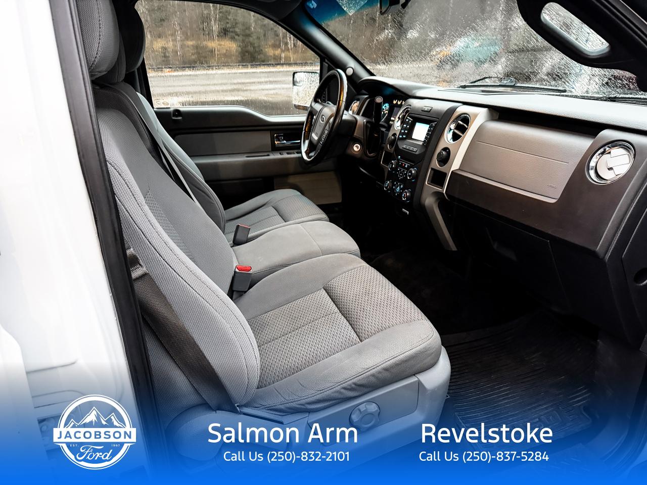 2014 Ford F-150 XLT Photo5