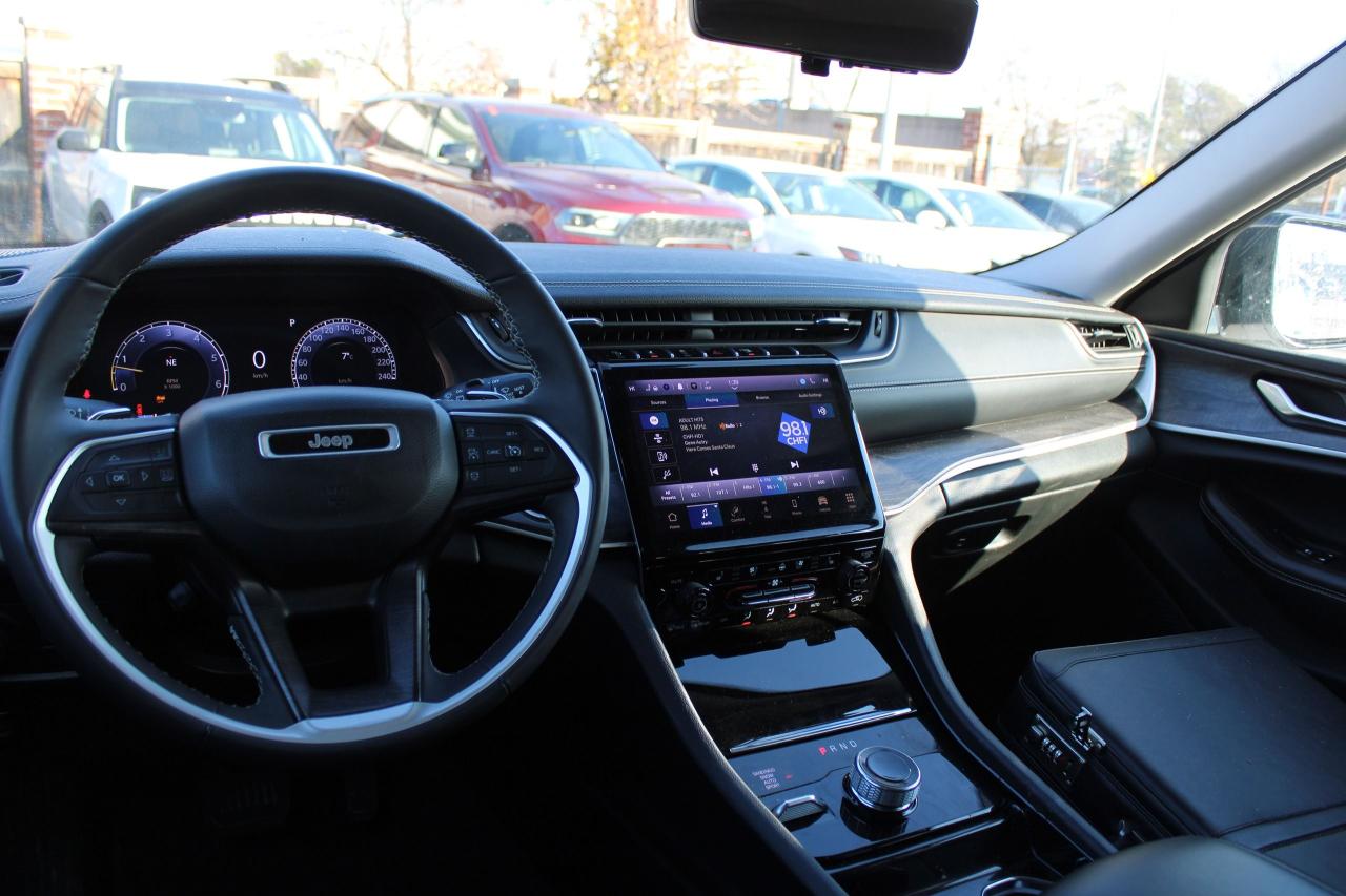 2023 Jeep Grand Cherokee LIMITED 4X4 - Photo #7