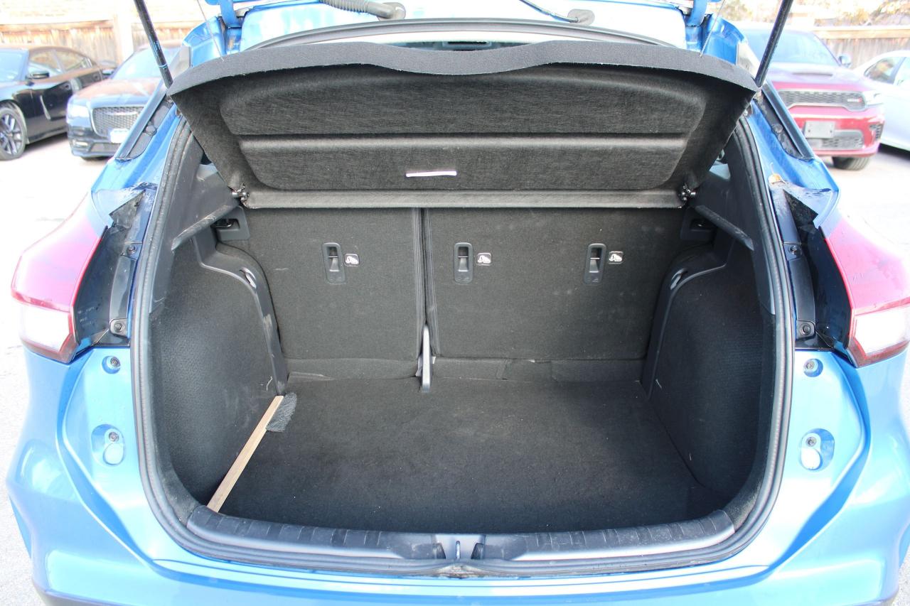 2024 Nissan Kicks SR FWD - Photo #6