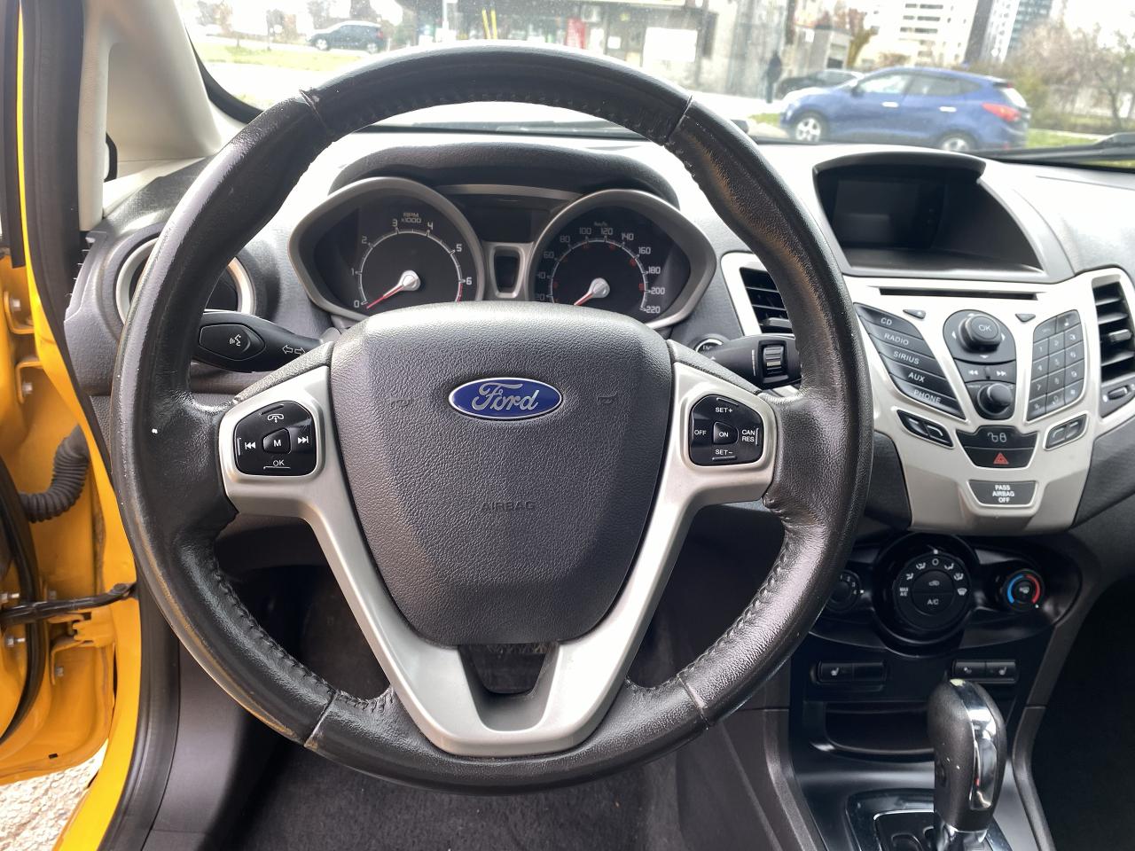 2011 Ford Fiesta Automatic/Gas Saver/Leather/Sunroof/Bluetooth - Photo #15