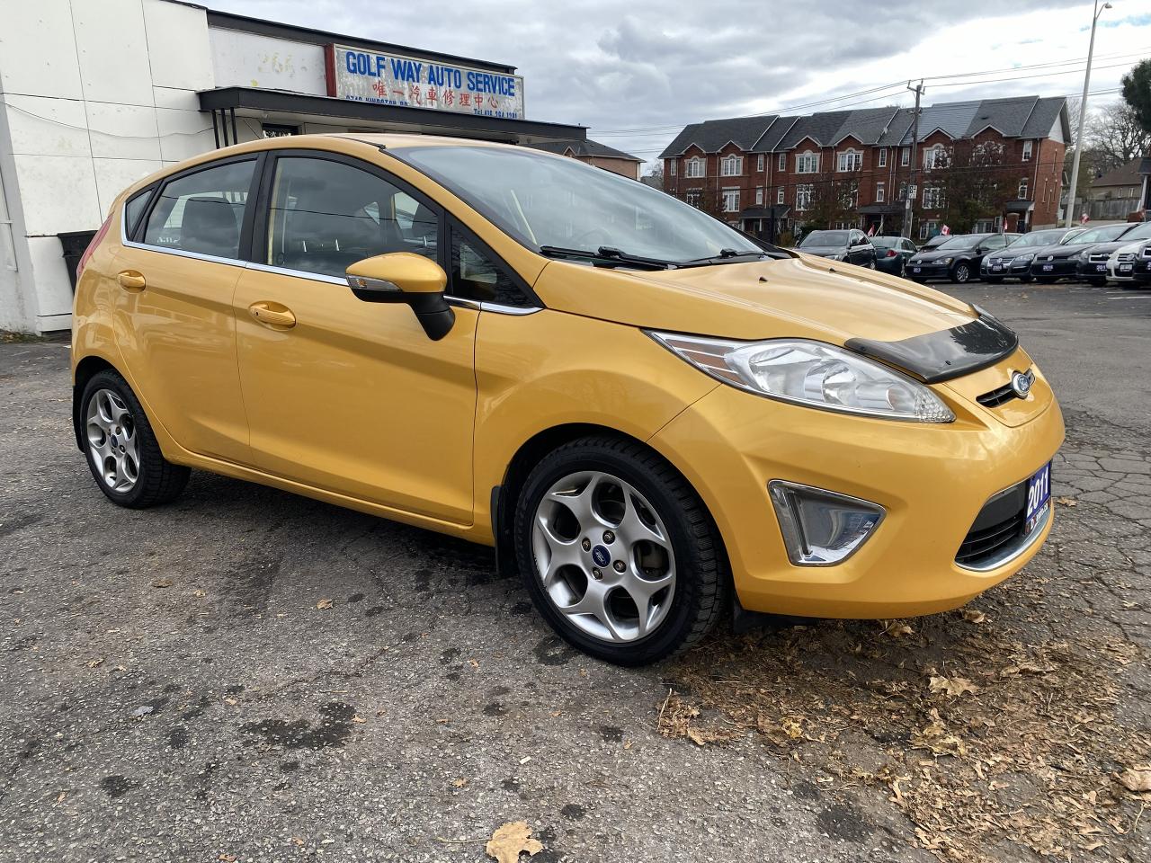 2011 Ford Fiesta Automatic/Gas Saver/Leather/Sunroof/Bluetooth - Photo #4