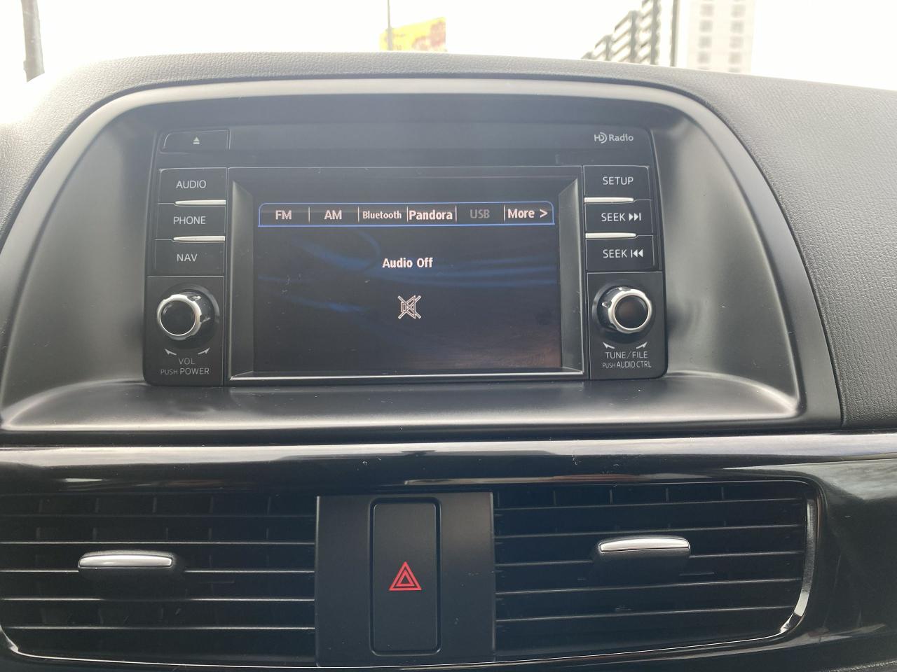 2015 Mazda CX-5 Automatic/2.0L Gas Saver/Heated Seats/Bluetooth - Photo #16