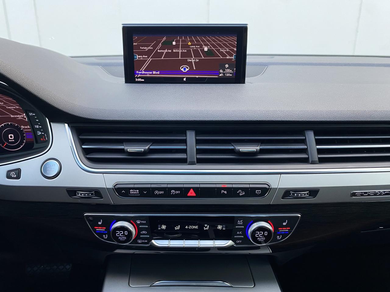 2018 Audi Q7 3.0T-QUATTRO-NAV-360 CAM-PANO ROOF-1 OWNER - Photo #18