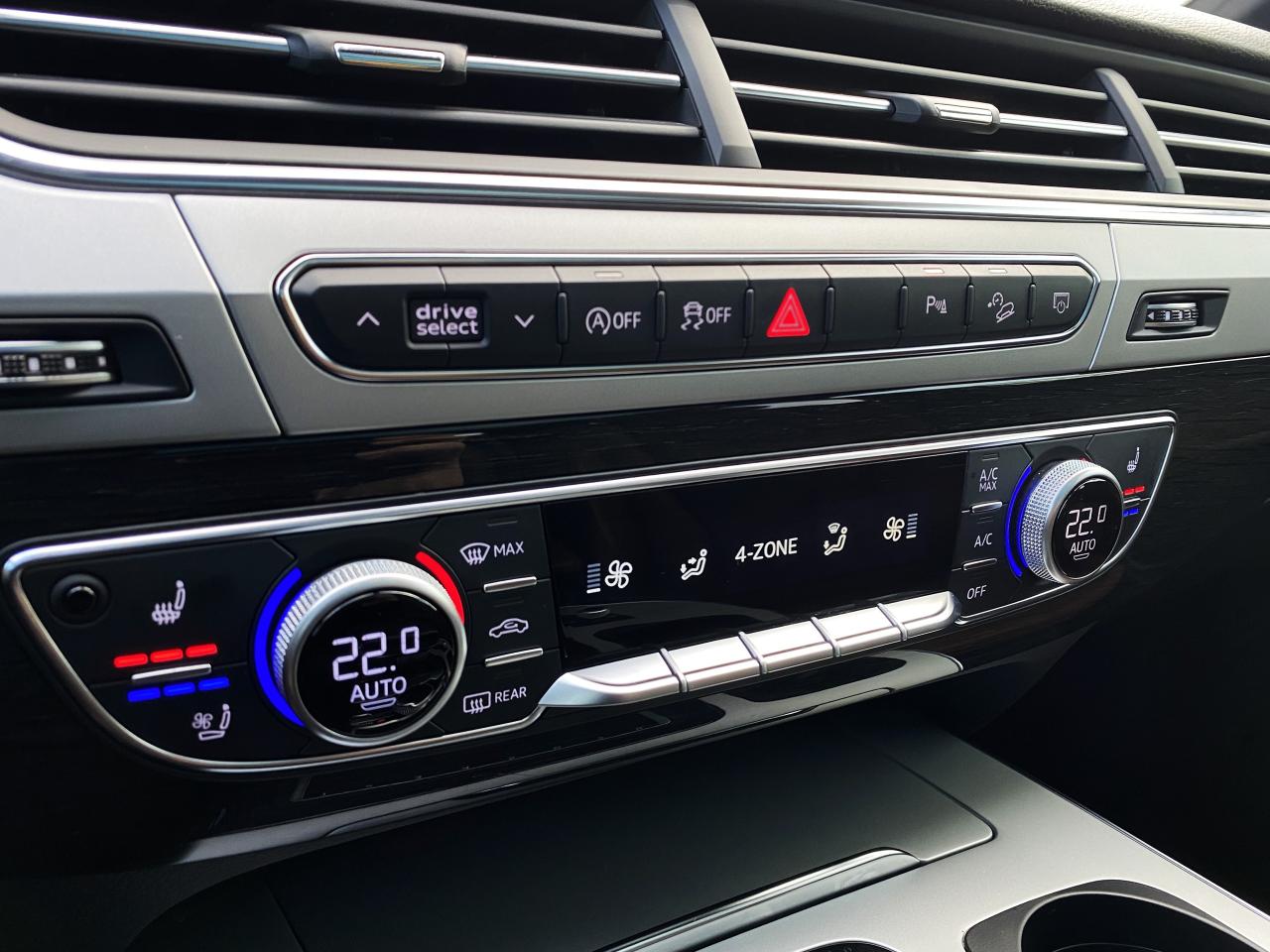 2018 Audi Q7 3.0T-QUATTRO-NAV-360 CAM-PANO ROOF-1 OWNER - Photo #17