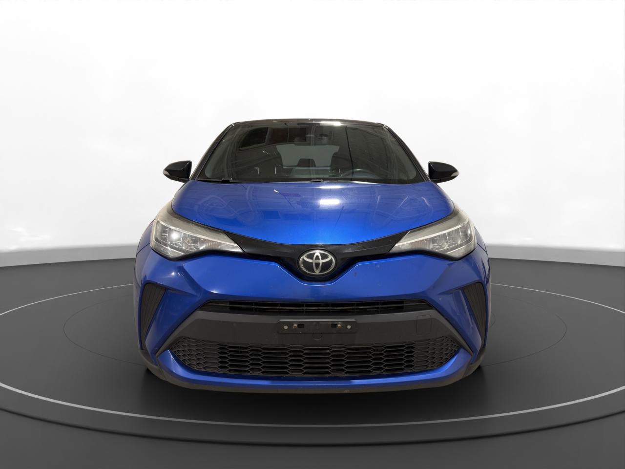 2021 Toyota C-HR XLE - Photo #2
