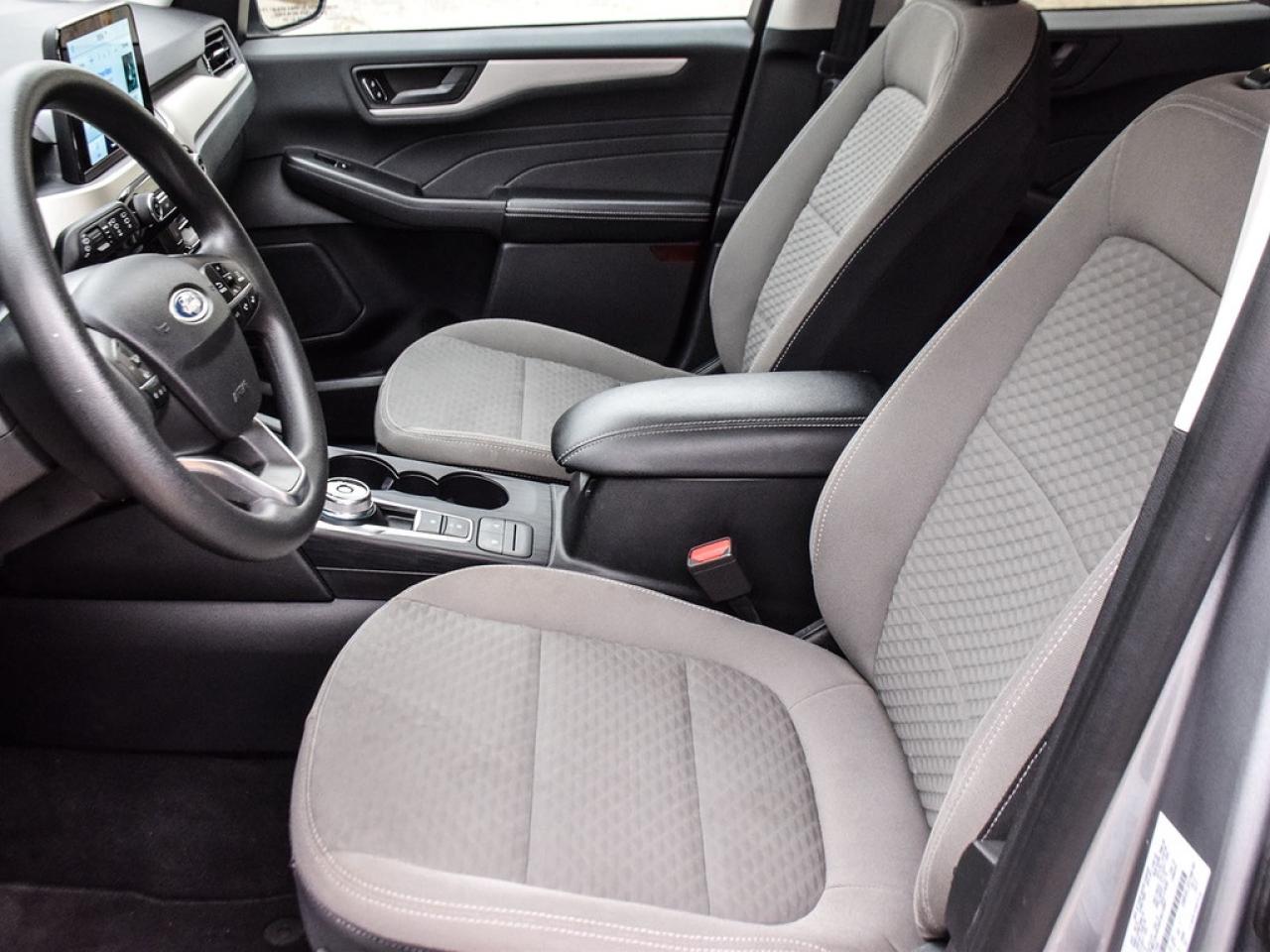 2022 Ford Escape |SEAWD|1.5T|HSEAT|BSPOT|REARCAM|LANEKEEP|17ALLOYS| Photo