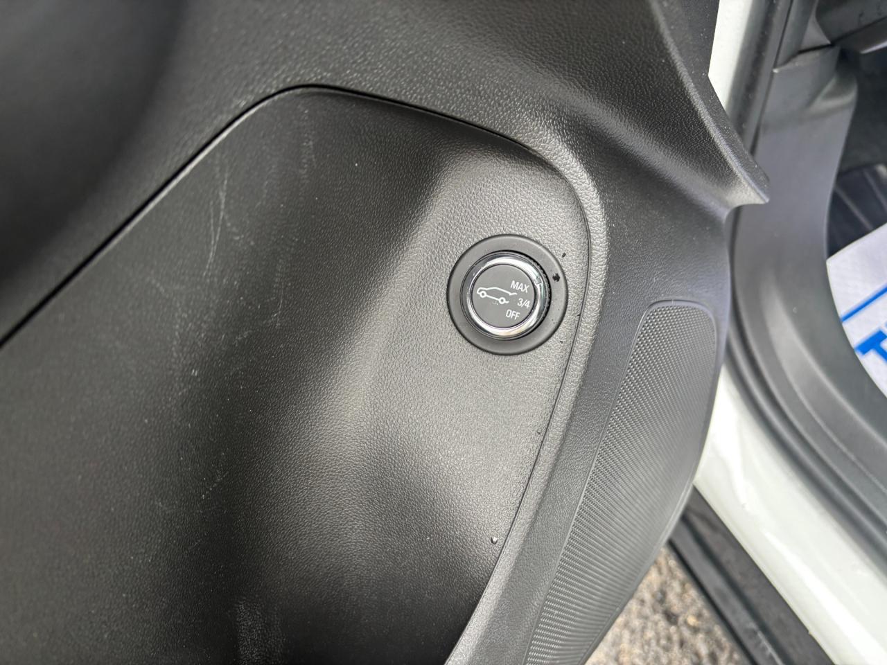 2024 Buick Envista Sport Touring 2024 Buick Envista ST FWD Photo