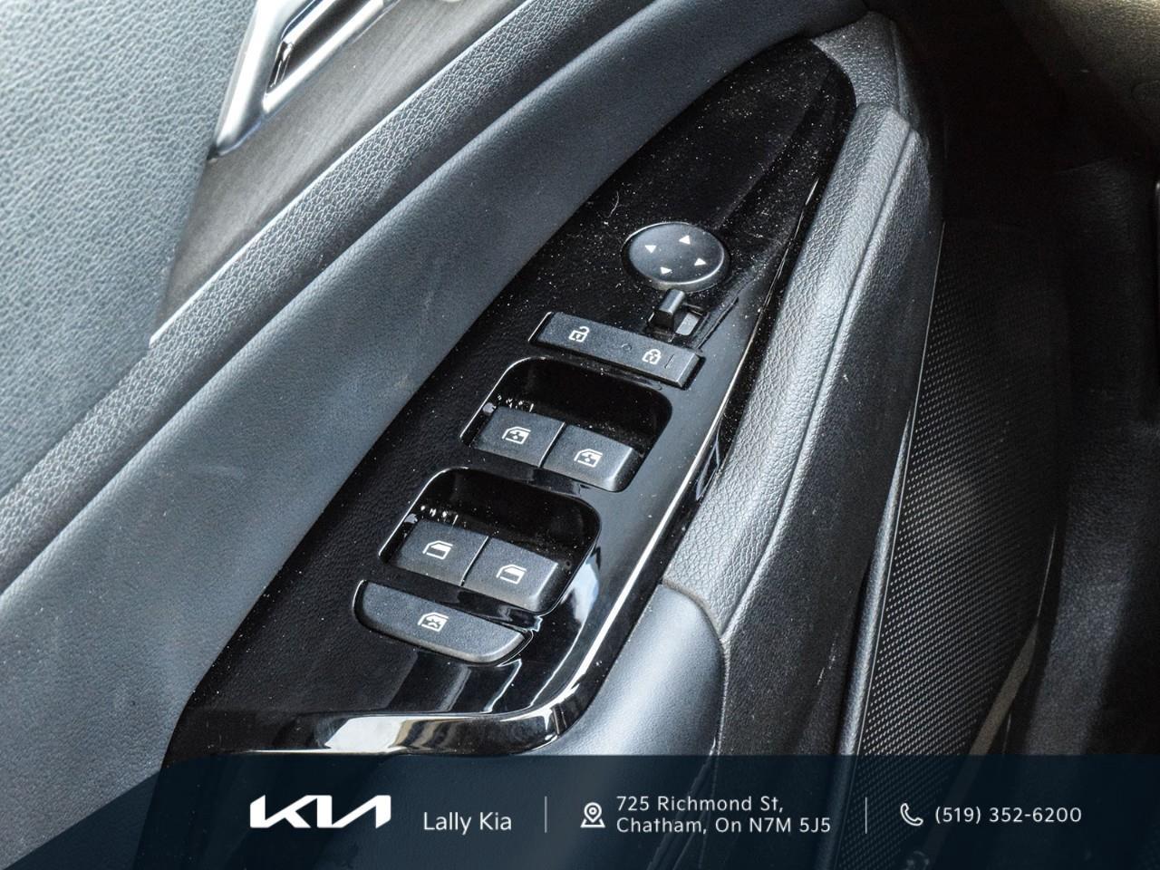 2023 Kia Sportage X-Line Limited w/Black Interior New Arrival | Lease Return | Clean CarFax | Serviced at Lally Kia Photo