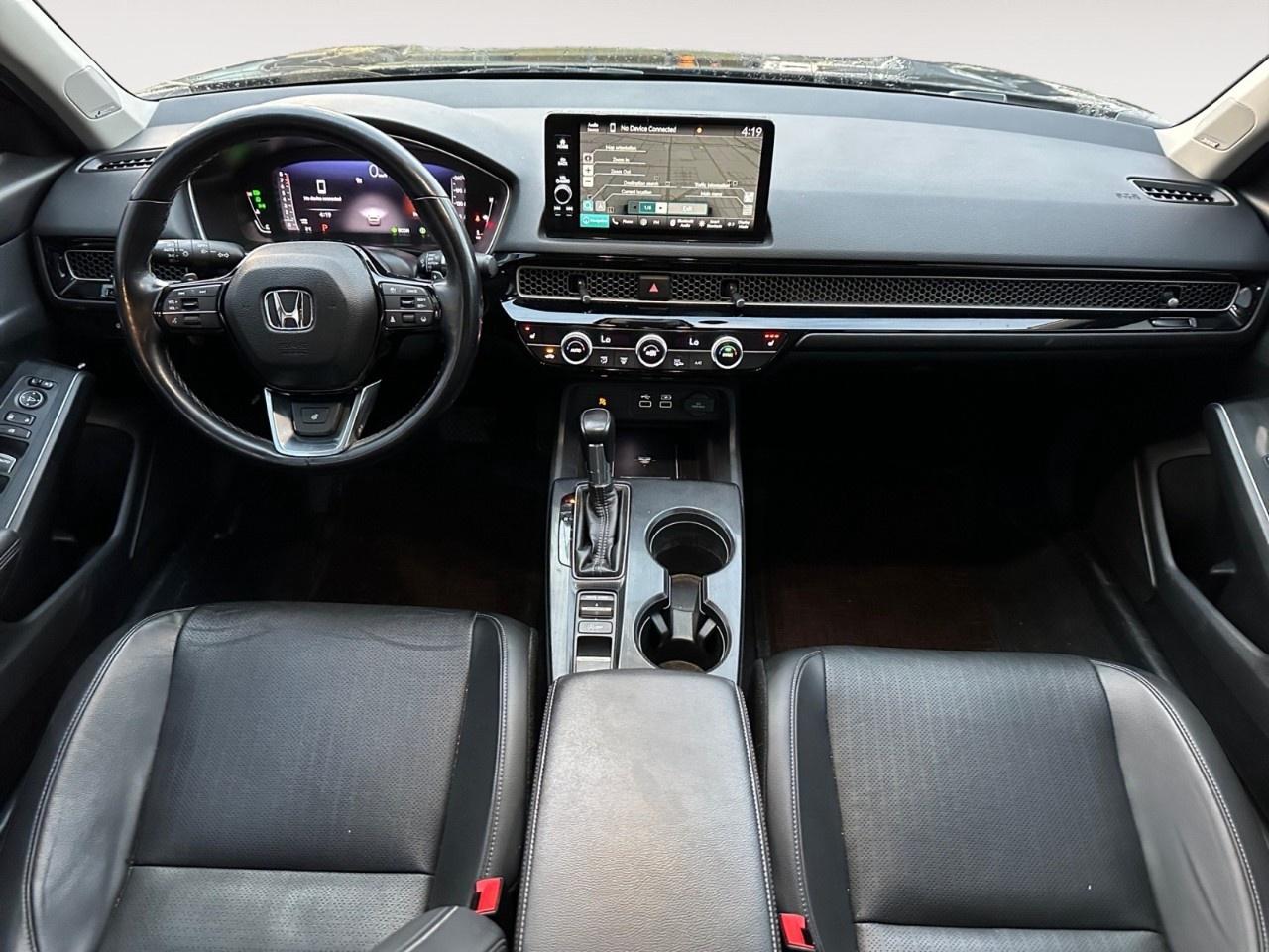 2022 Honda Civic Sedan TOURING CVT SEDAN Photo